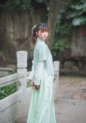 艳母肥臀